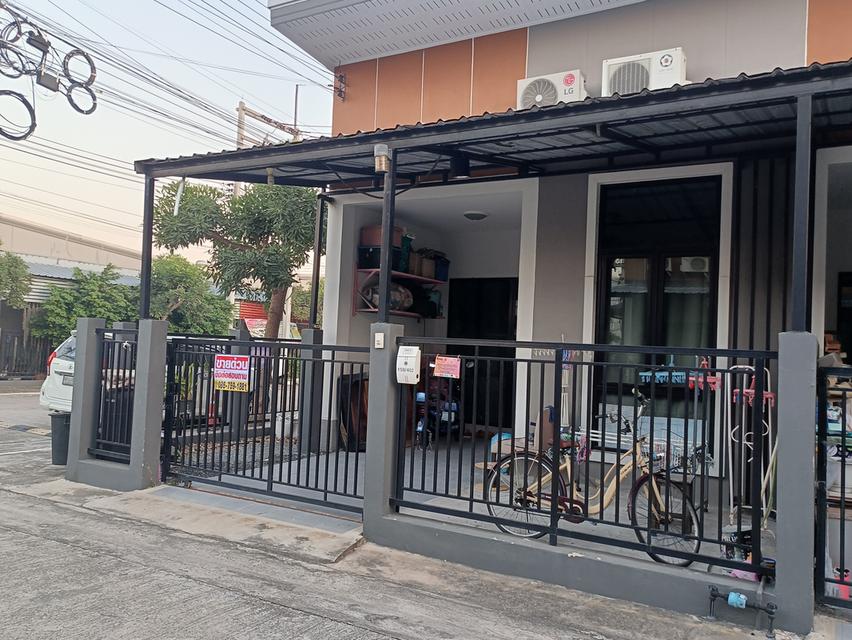 ขายด่วนทาวน์โฮมชั้นเดียว 2