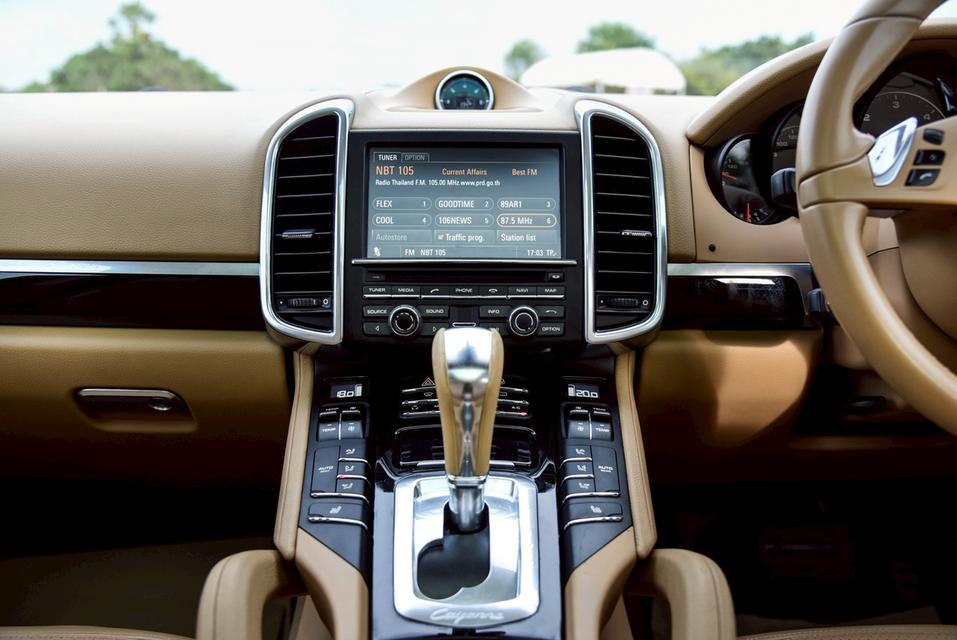 รหัสรถ CBL1969 Porsche Cayenne 3.0 Diesel 4WD AT 2012 15