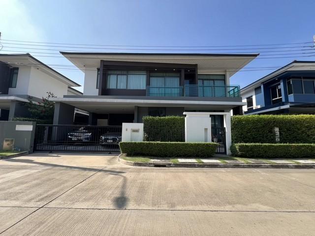ให้เช่าบ้านเดี่ยว หมู่บ้าน เศรษฐสิริ กรุงเทพกรีฑา พร้อมเฟอร์นิเจอร์ ทำเลอยู่ถนนกรุงเทพกรีฑา 1
