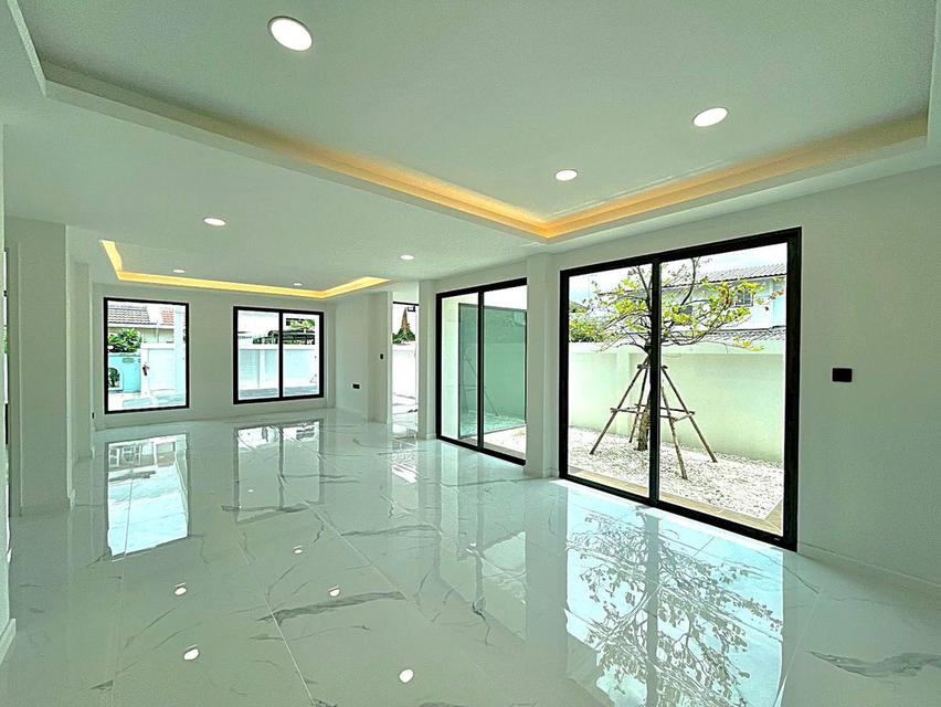🏡 บ้านเดี่ยวหลังมุม รีโนเวทใหม่ทั้งหลัง 📍ใจกลางรัชโยธิน – รัชดา 42 14.9 ล้าน 5