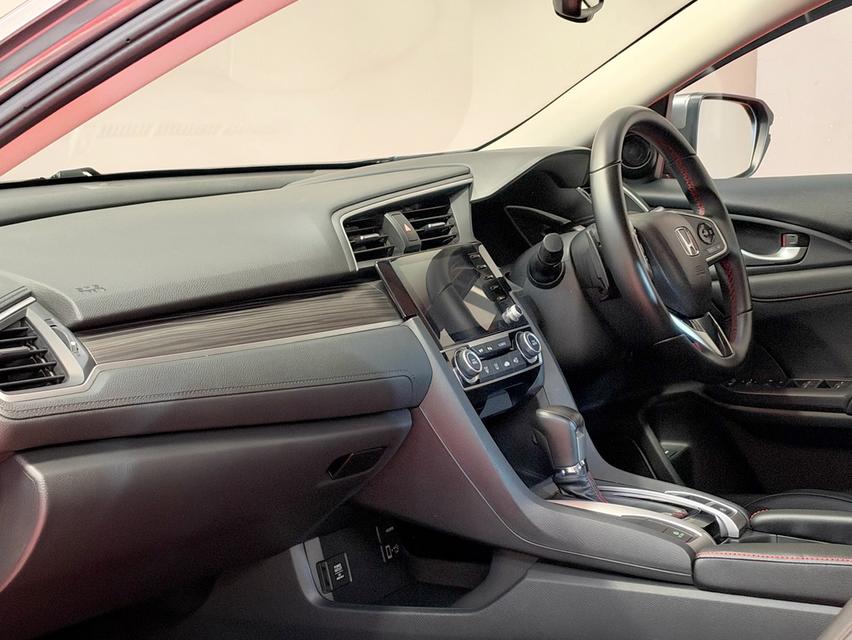 2020 HONDA CIVIC 1.5 TURBO RS MINORCHANGE รถมือเดียวออกป้ายแดง รถวิ่งน้อย เข้าศูนย์ทุกระยะ รถไม่เคยมีอุบัติเหตุครับ รูปที่ 11