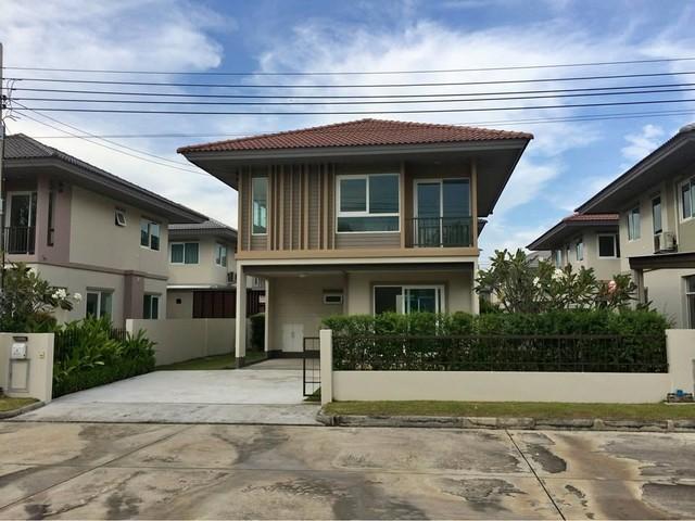 ให้เช่าบ้านเดี่ยวใกล้ สนามบินสุวรรณภูมิ , ม.อัสสัมชัญ บางนา , เมกา บางนา , อิเกีย โครงการ คณาสิริ บางนา จากแสนสิริ