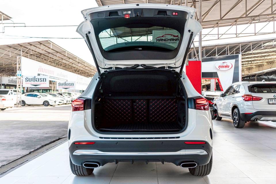 รหัสรถ NP4142 รุ่นรถ : BENZ GLA200 AMG FACELIFTปีรถ : 2025 7