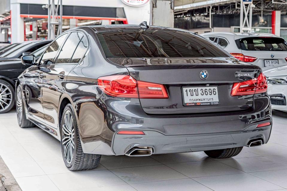 รหัสรถ NP3696 รุ่นรถ : BMW 530e M SPORTปีรถ : 2020 12