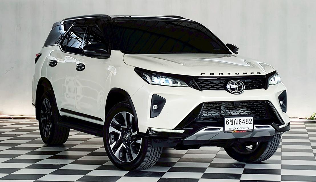 FORTUNER LEGENDER 2.8 V 4WD ปี 2021 ✅ ฟรีค่าจัด-ค่าโอน ✅ ฟรีประกันภัย ✅ ฟรี พรบ 5