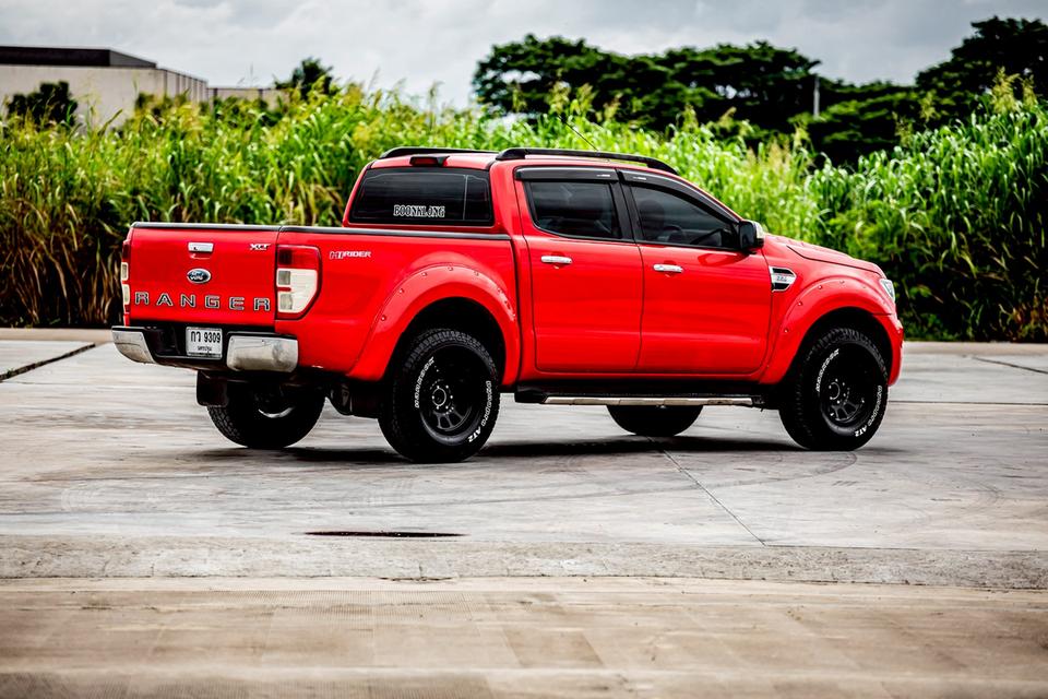 Ford Ranger 2.2 XLT Hi-Lander Double Cab ปี 2017 สีแดง มือเดียวป้ายแดง 5
