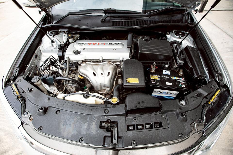 Toyota Camry 2.0G ปี 2014 สีบรอน  12
