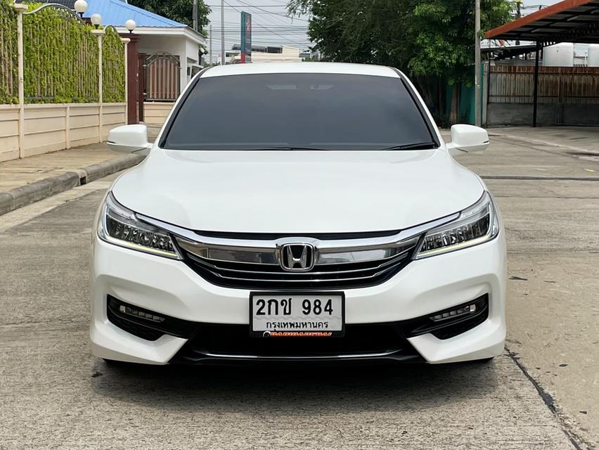 ขาย Honda Accord 2.0 Hybrid ปี16