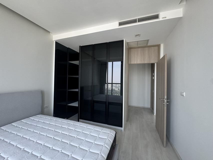 Ploenchit 2 Bedroom Sky Residence Unit 11