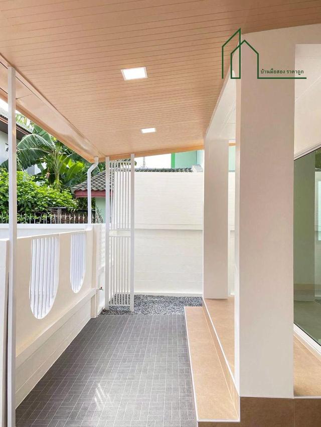 ทาวน์เฮ้าส์ 2 ชั้น หมู่บ้านบัวทองธานี เฟส 18 หลังมุม รีโนเวทใหม่  18