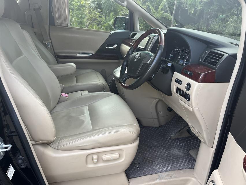 2011 Toyota Alphard 2.4 v ประตูไฟฟ้าทั้งสองข้างหลังคาสันรูฟกล้องมองหลัง ขาย549000 จอดมีนบุรี กทม เอกสารครบ สอบถาม 08 5  33  7  55  3  7 8