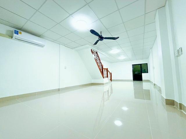 รถไฟฟ้าสายสีเหลือง Seacon Square 1.2กม ทาวน์โฮม 2 ชั้น พร้อมอยู่ 3 นอน BTS ปุณณวิถี 2.84 กม. รร.วชิรธรรมสาธิต 145 ตร.ม. รูปที่ 6