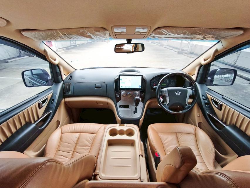 รหัสรถ CAT1156 2017.. HYUNDAI H-1 2.5 Elite มือเดียว ออโต้ 8