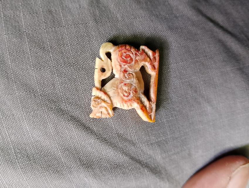 งาแกะหลวงพ่อเดิมสามขวัญ 5