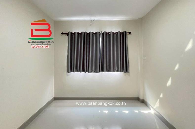 ทาวเฮ้าส์ 2 ชั้น รัชธานี 11 (ใกล้โรงพยาบาลมหาวชิราลงกรณธัญบุรี) เนื้อที่ 21.4 ตรว. ตำบลบึงน้ำรักษ์ อำเภอธัญบุรี จังหวัดปทุมธานี 6