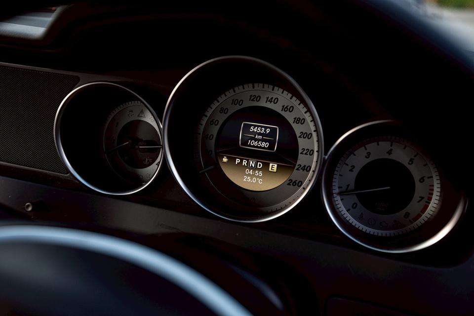 Benz C200 CGI Saloon สีดำ ปี 2011 มือเดียวป้ายแดง 16