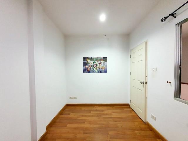 Townhome ทาวน์โฮม หมู่บ้านจามจุรีพาร์ค รามอินทรา ถนนสุขาภิบาล 5 ท่าแร้ง บางเขน 20 ตรว. 3BEDROOM2BATHROOM 2450000 BAHT ใก 5