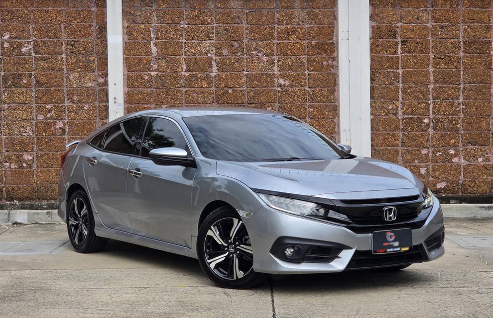 Honda Civic fc 1.5 Turbo RS ปี 2017 ตัวถังเดิมสนิท ประวัติศูนย์ฮอนด้าตลอด ยางใหม่ Michelin Primacy5 ต้นปี 2026