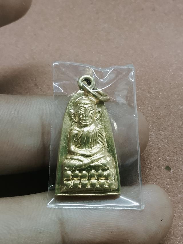 หลวงปู่ทวด วัดช้างให้ รุ่นทะเลซุง ปี 2508