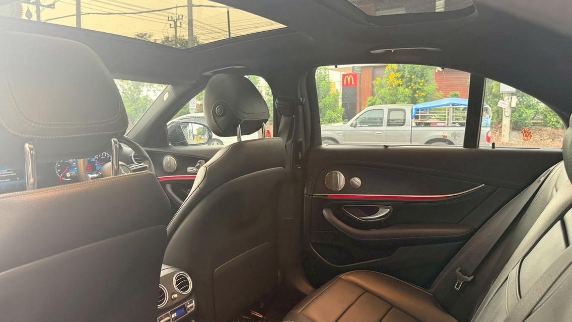 รหัสรถ KPV53 2021 BENZ E300e 2.0 AMG DYNAMIC FACELIFT รูปที่ 10
