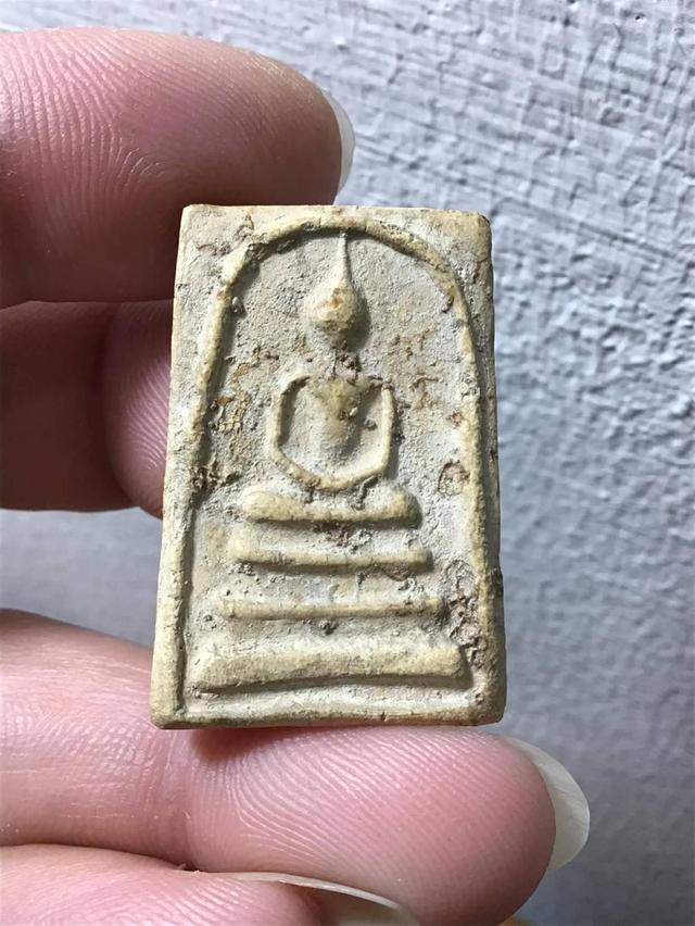 พระสมเด็จ สนใจสอบถามได้ คะ