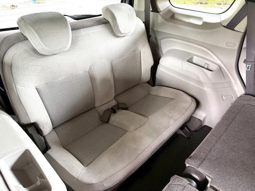 ขายรถ Chevrolet Spin 1.5 LTZ ปี 2014 สีดำ เกียร์ออโต้ 11