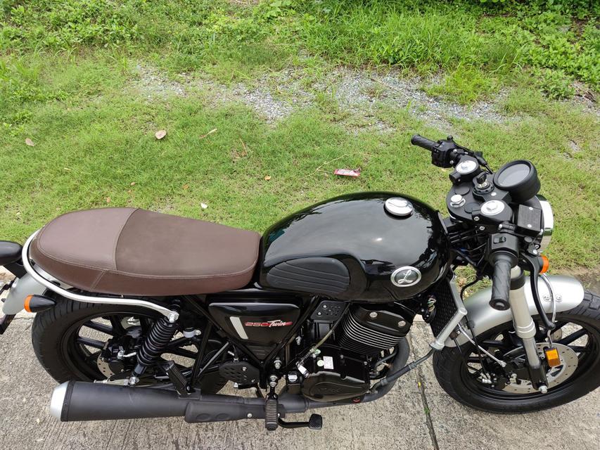รูป  เก็บปลายทาง ใช้เพียง 5 พัน km. GPX Legend 250 Twin 2