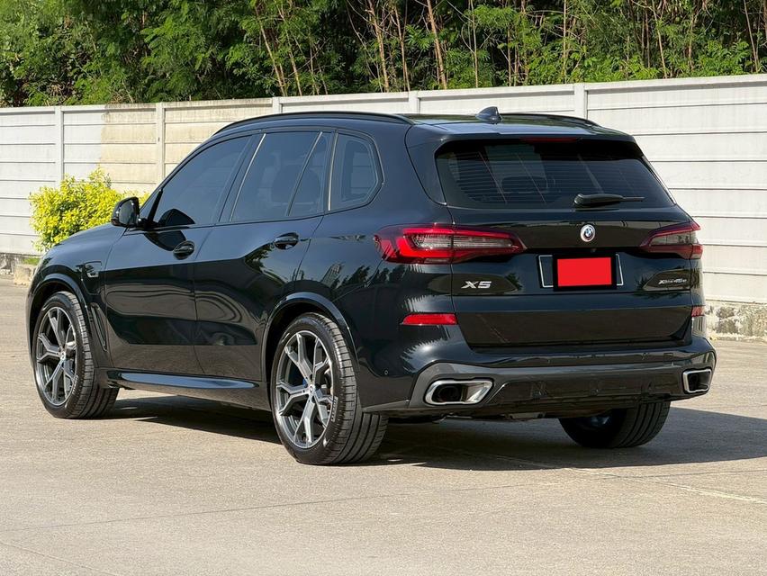 BMW X5 xDrive45e M Sport 5