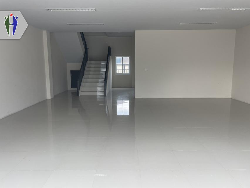 ให้เช่าอาคารพาณิชย์ซอยสยามคันทรีคลับ พัทยากลาง ตึกใหญ่ สภาพดี 2