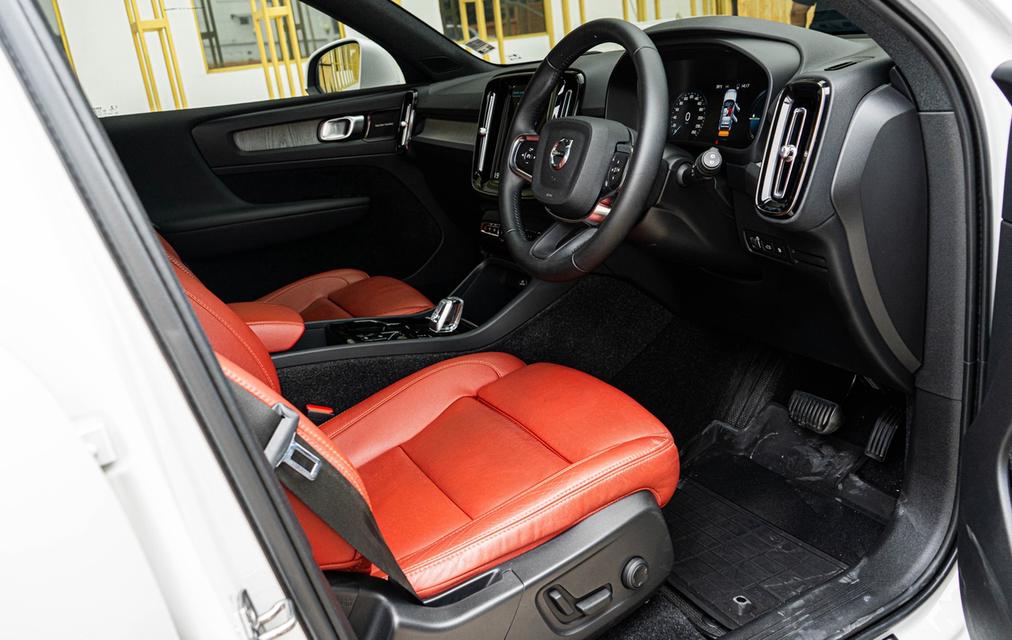 (แจ้งรหัสรถ CBL9915) Volvo XC40 1.5 Recharge T5 Inscription AT 2022 รูปที่ 19