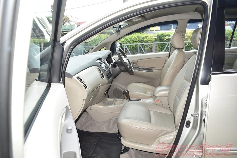 2011 TOYOTA INNOVA 2.0 G ( 1407 ) 9