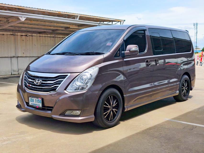 รหัสรถ CAT1156 2015 จด 2017 HYUNDAI H-1 2.5 Elite