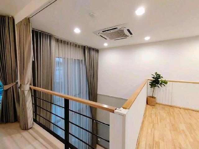 รามอินทรา3-7 MRT ลาดปลาเค้า 1.6 กม.ให้เช่าทาวน์โฮมหรู 3 ชั้น ทำเลดี 20 ตร.วา.160 ตร.ม.4 นอน เฟอร์พอตัว เซ็นทรัล รามอินทร 5