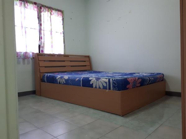 ให้เช่าห้องพักเอื้ออาทรลาดขวาง ฉะเชิงเทรา ตรงข้ามโตโยต้าบ้านโพธิ์ 8