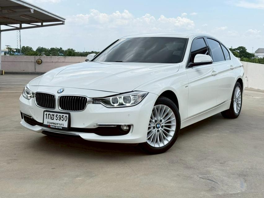 BMW 320d Luxury Line (F30)2.0L TwinTurbo
