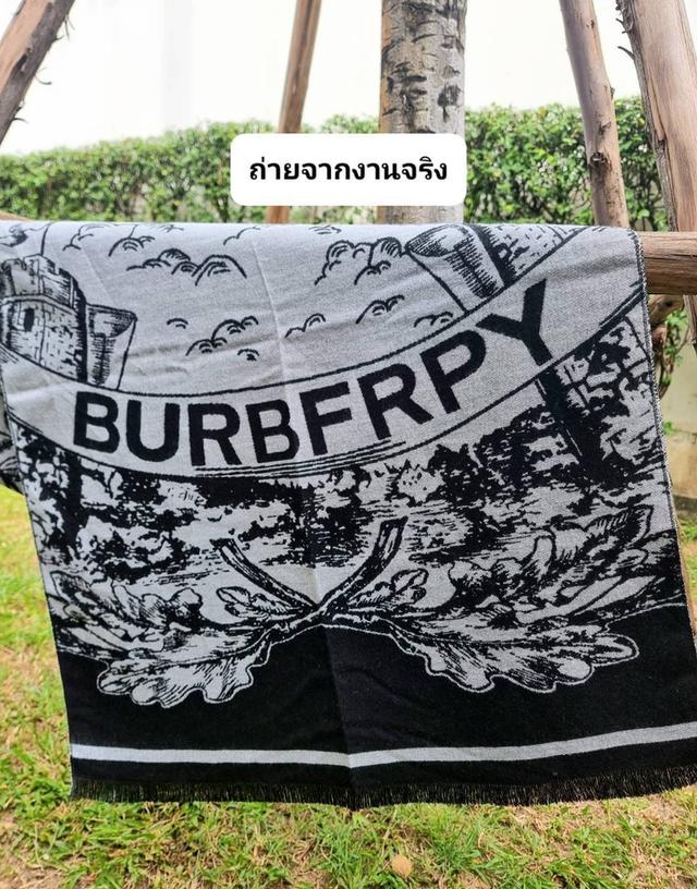 ผ้าพันคอBlurberry