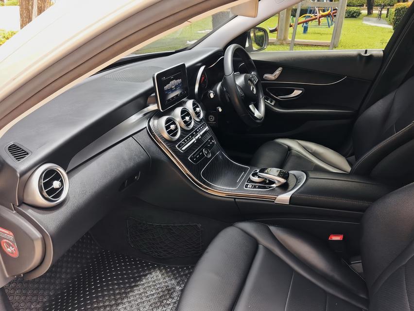 Mercedes-Benz C350e Avantgarde Plug-in Hybrid ปี2019 รูปที่ 16