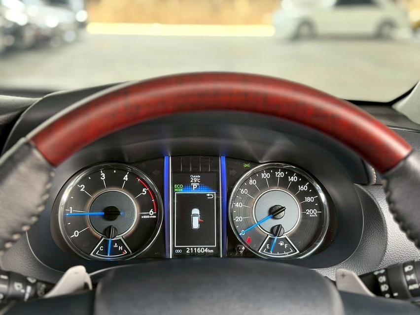 ปี 2017 TOYOTA FORTUNER, 2.4 V โฉม ปี15-ปัจจุบัน รูปที่ 12