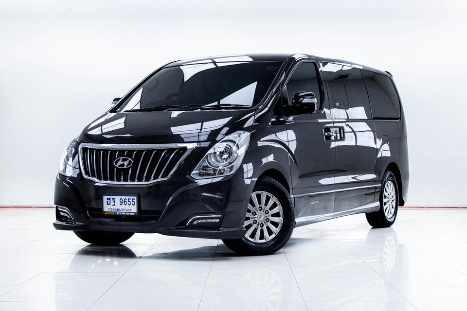 HYUNDAI H-1 2.5 DELUXE AT 2018H-1 ตัวท็อป Deluxe ไมล์น้อย 1.05 แสน มือเดียว ประตูไฟฟ้า 2 ข้าง