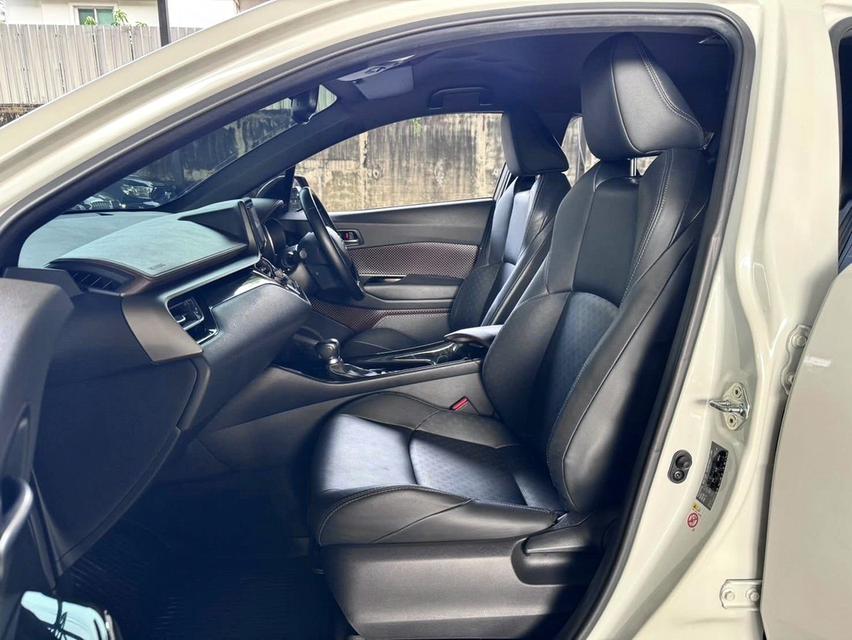 Toyota CHR 1.8Hybrid ปี18 14