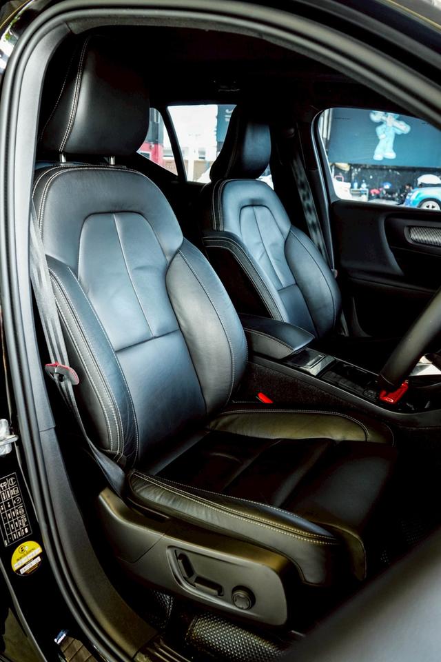 รหัสรถ CBL4221 VOLVO XC40 Recharge Pure Electric Twin Motor AT 2023 รูปที่ 6