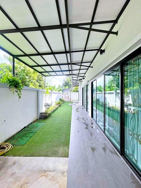 เช่าบ้านใหม่ 3ชั้น+ดาดฟ้า 74 ตร.วา. 294 ตร.ม. เดอะ เซอร์เคิล ราชพฤกษ์ 1.4 กม. ตลาดน้ำตลิ่งชัน 900 ม.MRT บางขุนนนท์ 3.2 ก