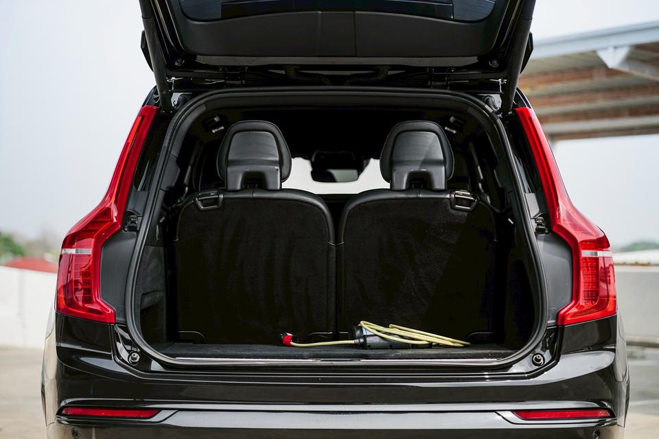 Volvo XC90 T8 Inscription 4WD 2019 สีดำ ราคาดีมาก รูปที่ 15