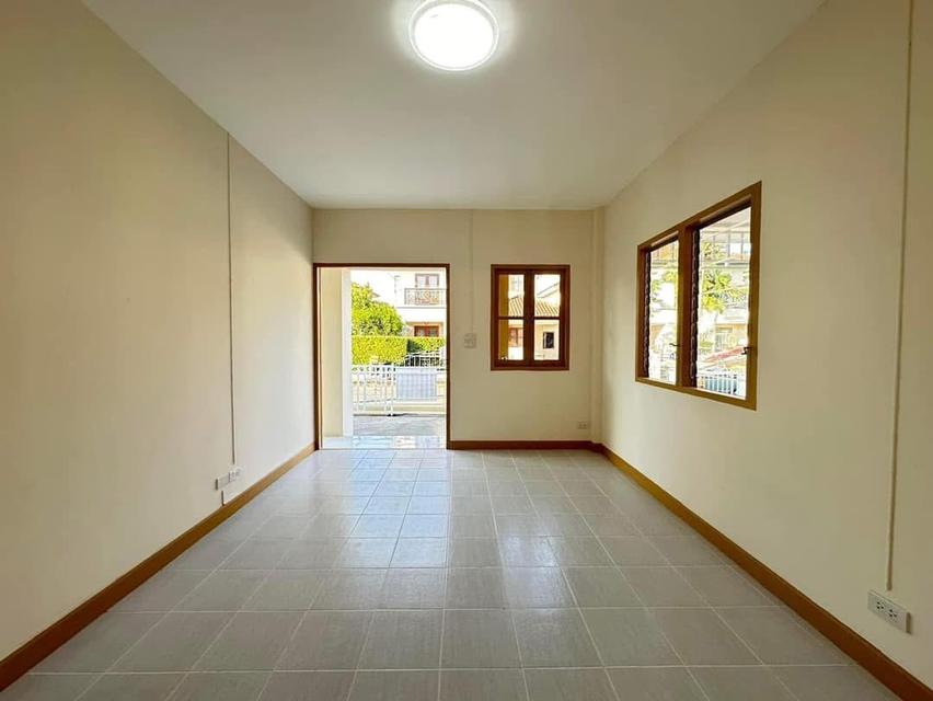 ขายบ้านเดี่ยวชั้นเดียวรีโนเวทใหม่ โครงการแลนด์แอนด์ เฮ้าส์ ราคา 1,990,000 บาท โซนหนองจ๊อม หมู่บ้าน ปาริชาติ เ 12