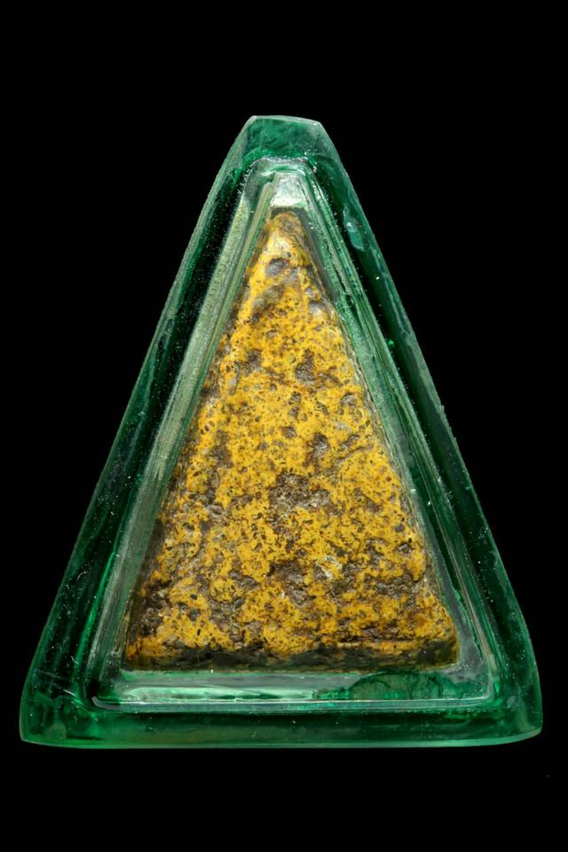 พระนางพญา เปิดให้บูชาจ้า รูปที่ 2