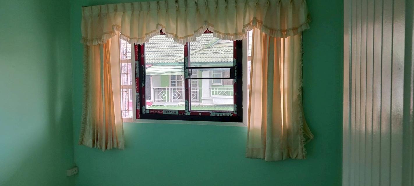 ขายบ้านแฝด 2 ชั้น พฤกษา 14A หลังมุม 23.90 ตรว. ซอยวัดลาดปลาดุก อ.บางใหญ่ จ.นนทบุรี ราคา  2,250,000 บาท 6