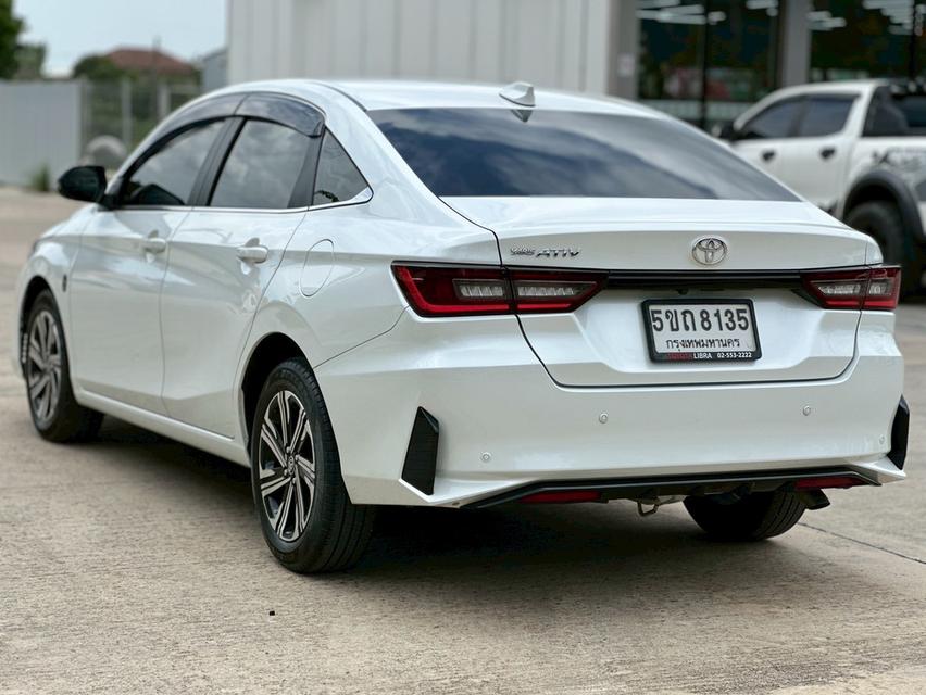 TOYOTA ATIV Sedan Premium Luxury 2022  6