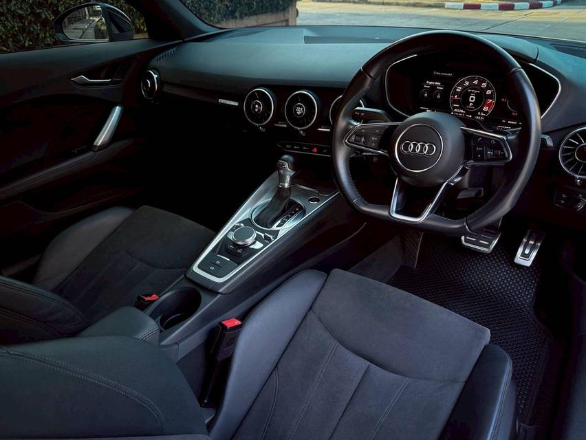 Audi TT 45TFSI Quattro S-Line Final Icon Black ปี 2022 รูปที่ 6
