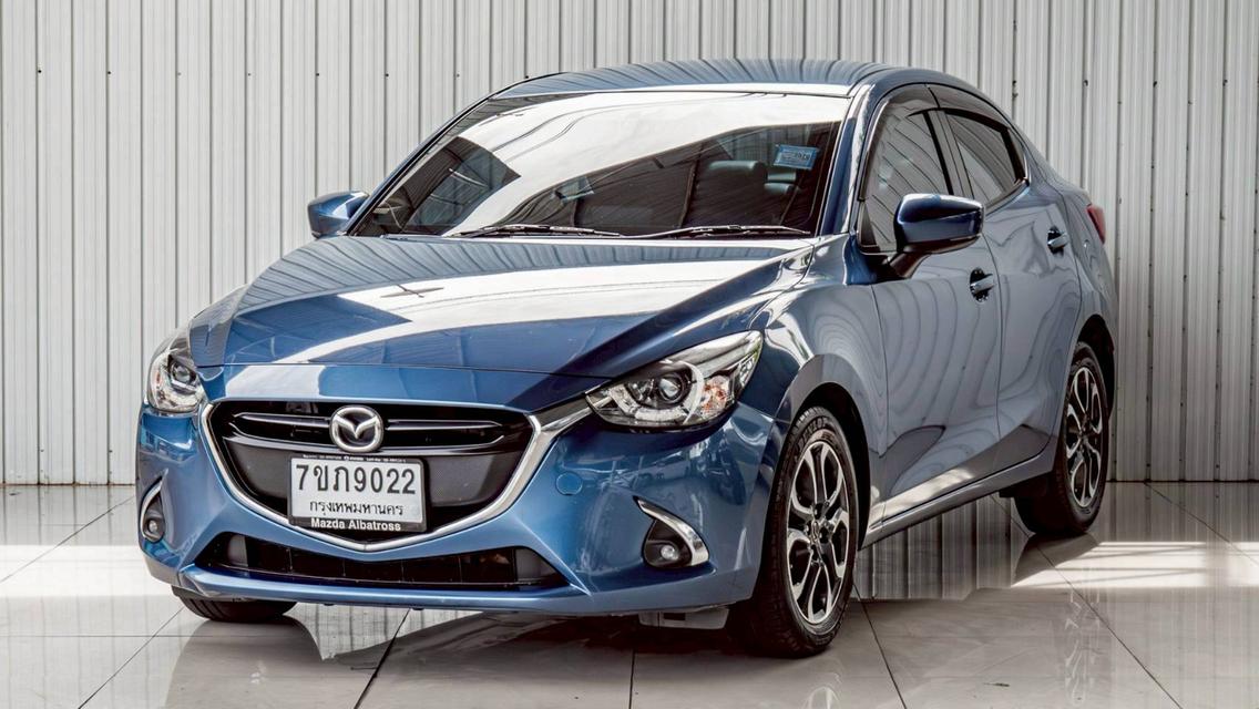 MAZDA MAZDA2 1.5 XD High Connect ปี 2018 สีน้ำเงิน โฉม ปี14-ปัจจุบัน 4Dr