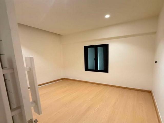 ขายทาวน์โฮม ซอยลาดพร้าว 41 ดีไซน์ Modern Minimal 8
